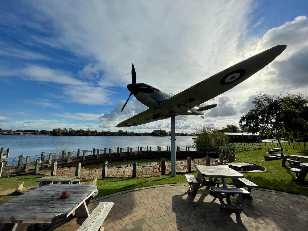 Отель Tattershall Lakes Mini Breaks - Osprey Rise Экстерьер фото